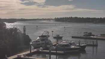 Weather camera view of Hamilton Harbor Yacht Club.