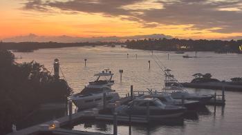 Weather camera view of Hamilton Harbor Yacht Club.