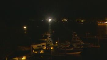 Weather camera view of Hamilton Harbor Yacht Club.