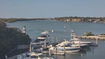 Weather camera view of Hamilton Harbor Yacht Club.