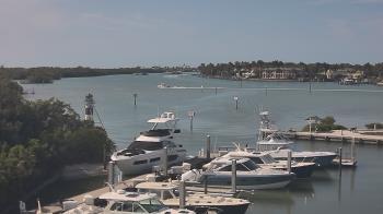 Weather camera view of Hamilton Harbor Yacht Club.