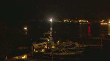 Weather camera view of Hamilton Harbor Yacht Club.