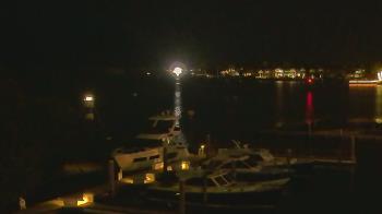 Weather camera view of Hamilton Harbor Yacht Club.