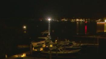 Weather camera view of Hamilton Harbor Yacht Club.