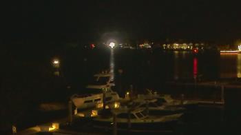 Weather camera view of Hamilton Harbor Yacht Club.