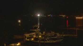 Weather camera view of Hamilton Harbor Yacht Club.