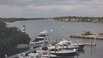 Weather camera view of Hamilton Harbor Yacht Club.