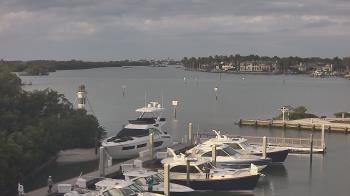 Weather camera view of Hamilton Harbor Yacht Club.