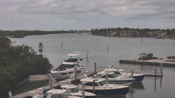 Weather camera view of Hamilton Harbor Yacht Club.