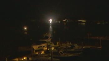 Weather camera view of Hamilton Harbor Yacht Club.