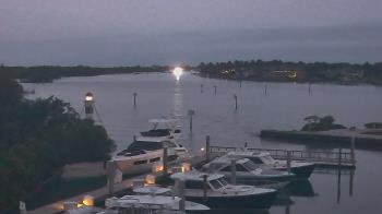 Weather camera view of Hamilton Harbor Yacht Club.