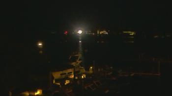 Weather camera view of Hamilton Harbor Yacht Club.
