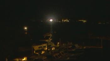 Weather camera view of Hamilton Harbor Yacht Club.