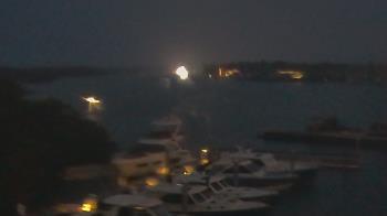 Weather camera view of Hamilton Harbor Yacht Club.