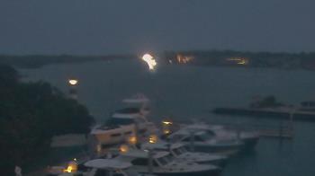 Weather camera view of Hamilton Harbor Yacht Club.