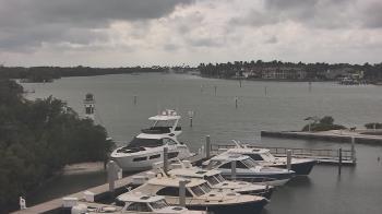 Weather camera view of Hamilton Harbor Yacht Club.