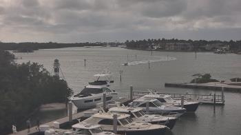 Weather camera view of Hamilton Harbor Yacht Club.