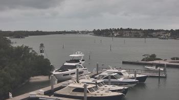 Weather camera view of Hamilton Harbor Yacht Club.