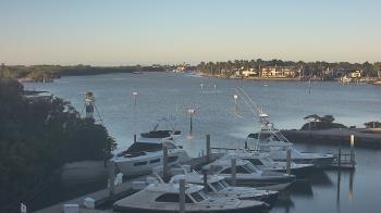Weather camera view of Hamilton Harbor Yacht Club.
