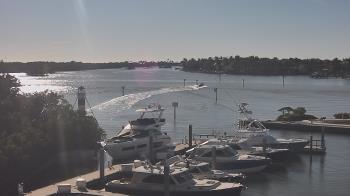 Weather camera view of Hamilton Harbor Yacht Club.
