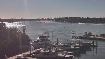 Weather camera view of Hamilton Harbor Yacht Club.