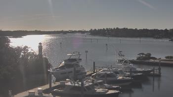 Weather camera view of Hamilton Harbor Yacht Club.