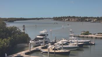 Weather camera view of Hamilton Harbor Yacht Club.