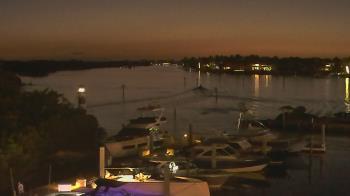 Weather camera view of Hamilton Harbor Yacht Club.