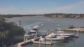 Weather camera view of Hamilton Harbor Yacht Club.
