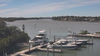 Weather camera view of Hamilton Harbor Yacht Club.