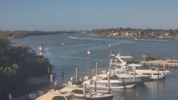 Weather camera view of Hamilton Harbor Yacht Club.