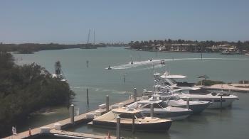 Weather camera view of Hamilton Harbor Yacht Club.