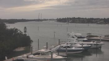 Weather camera view of Hamilton Harbor Yacht Club.