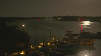 Weather camera view of Hamilton Harbor Yacht Club.