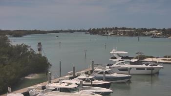 Weather camera view of Hamilton Harbor Yacht Club.