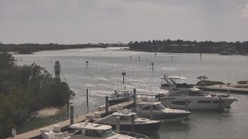 Weather camera view of Hamilton Harbor Yacht Club.