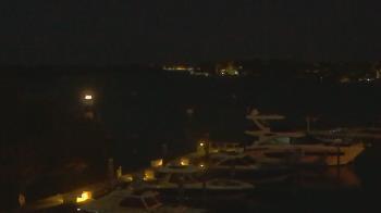 Weather camera view of Hamilton Harbor Yacht Club.