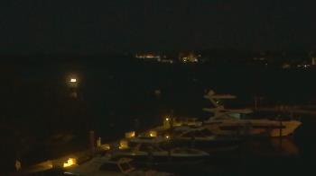 Weather camera view of Hamilton Harbor Yacht Club.