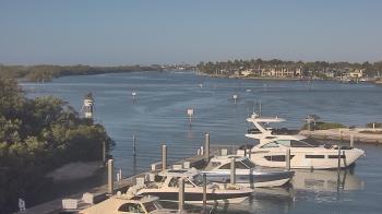 Weather camera view of Hamilton Harbor Yacht Club.