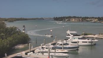 Weather camera view of Hamilton Harbor Yacht Club.