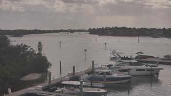 Weather camera view of Hamilton Harbor Yacht Club.