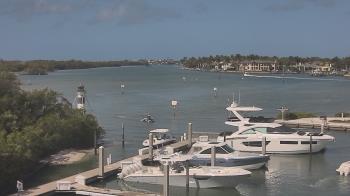 Weather camera view of Hamilton Harbor Yacht Club.
