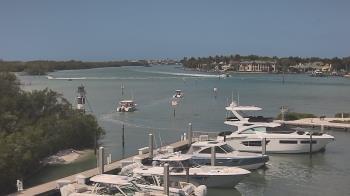 Weather camera view of Hamilton Harbor Yacht Club.