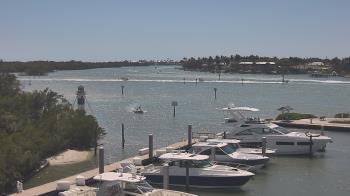 Weather camera view of Hamilton Harbor Yacht Club.