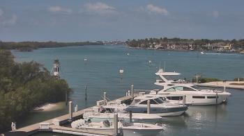 Weather camera view of Hamilton Harbor Yacht Club.