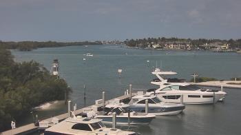 Weather camera view of Hamilton Harbor Yacht Club.