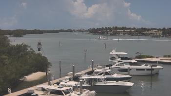 Weather camera view of Hamilton Harbor Yacht Club.