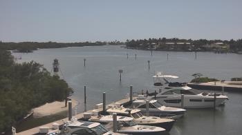 Weather camera view of Hamilton Harbor Yacht Club.