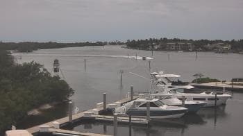 Weather camera view of Hamilton Harbor Yacht Club.
