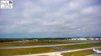 Weather camera view of Naples Municipal Arpt Tower 104 ft elev.